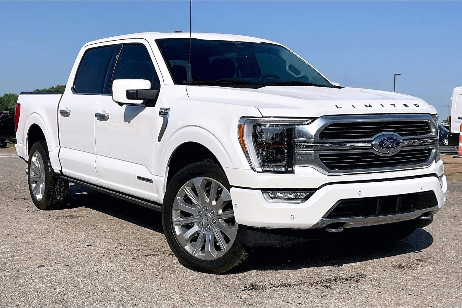 Used 2023 Ford F150 Limited image 1
