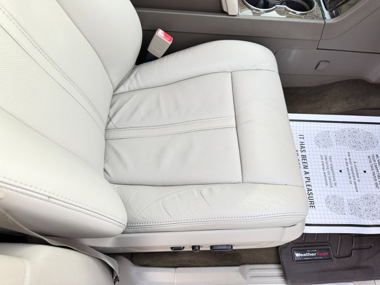 Used 2015 Lincoln Navigator L 4WD image 52