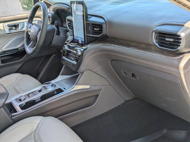Used 2022 Ford Explorer Platinum w/ Equipment Group 601A image 22