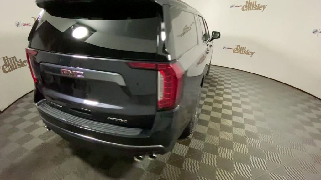 Used 2023 GMC Yukon XL AT4 w/ AT4 Premium Plus Package image 8