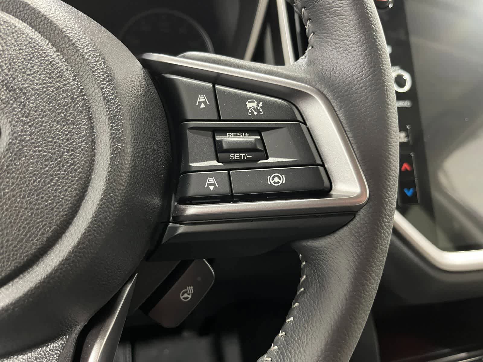 Certified 2025 Subaru Ascent Limited AWD/4WD image 17