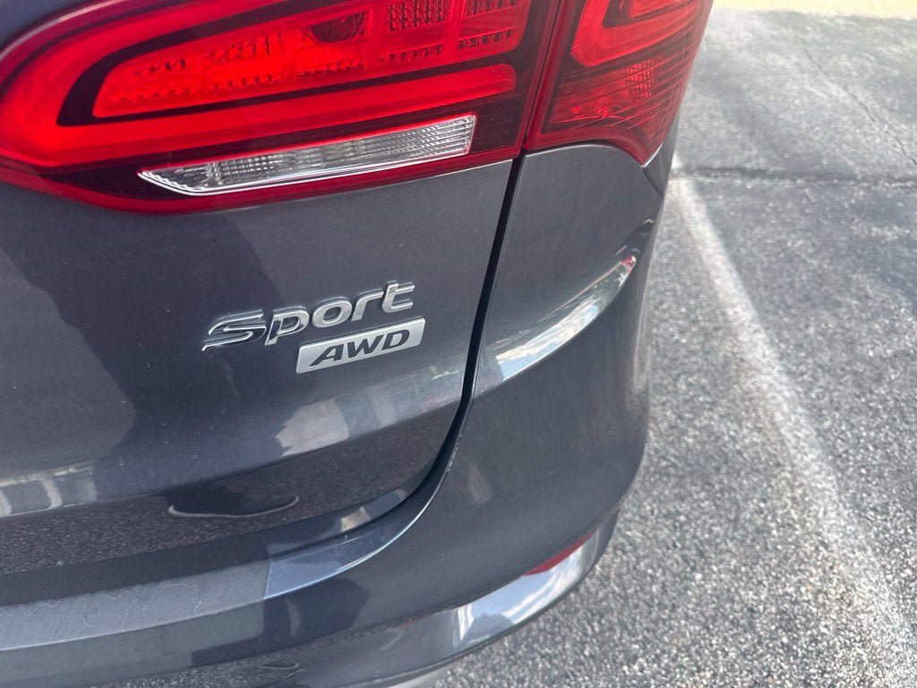Used 2017 Hyundai Santa Fe Sport AWD/4WD image 7
