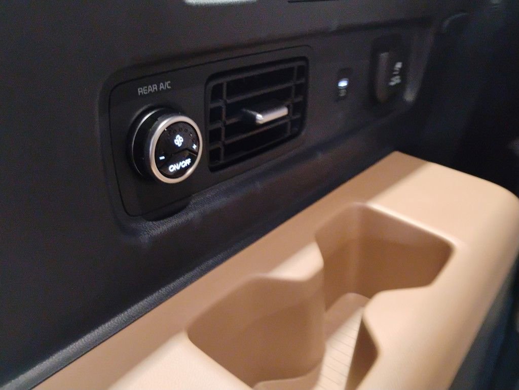 New 2026 Hyundai Santa Fe Limited image 33