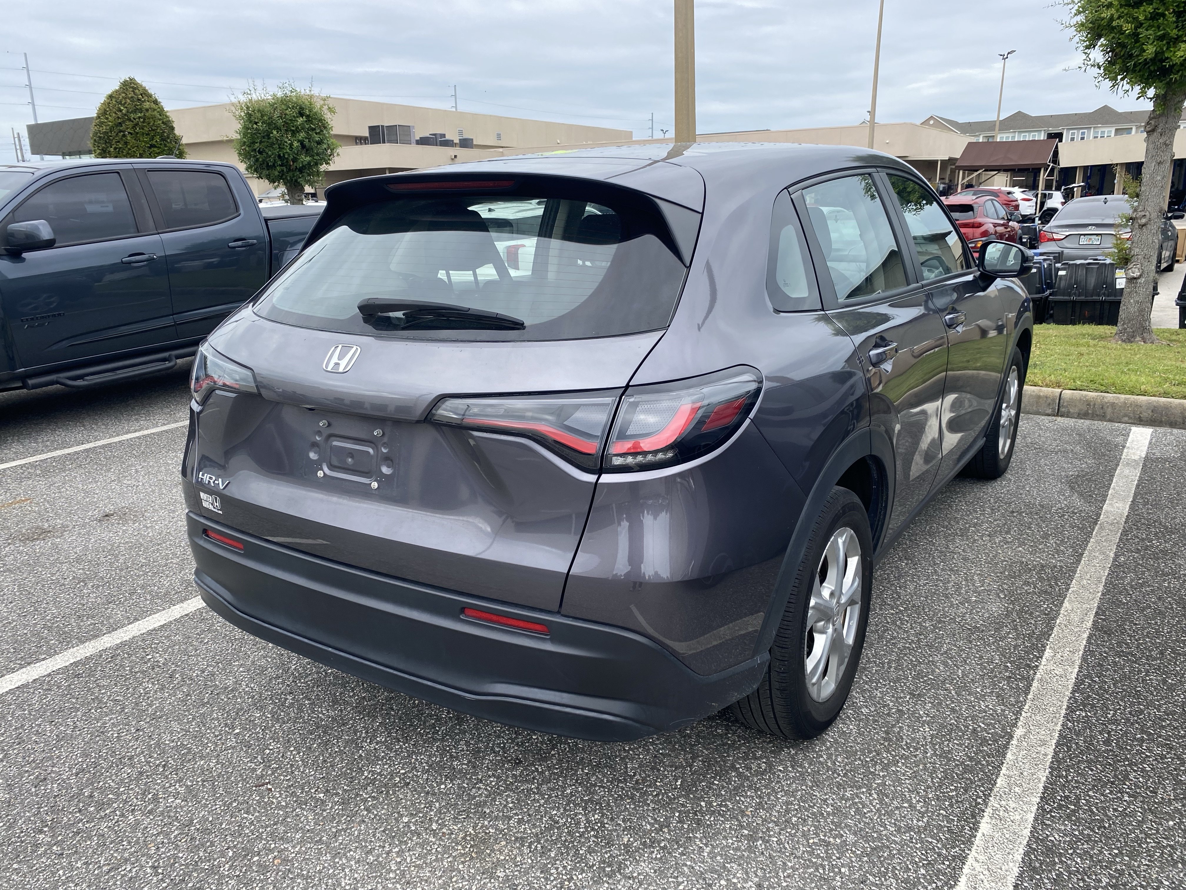 Used 2024 Honda HR-V LX image 7