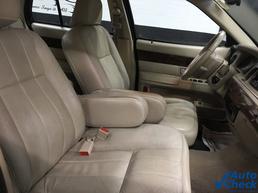 Used 2008 Mercury Grand Marquis LS image 33