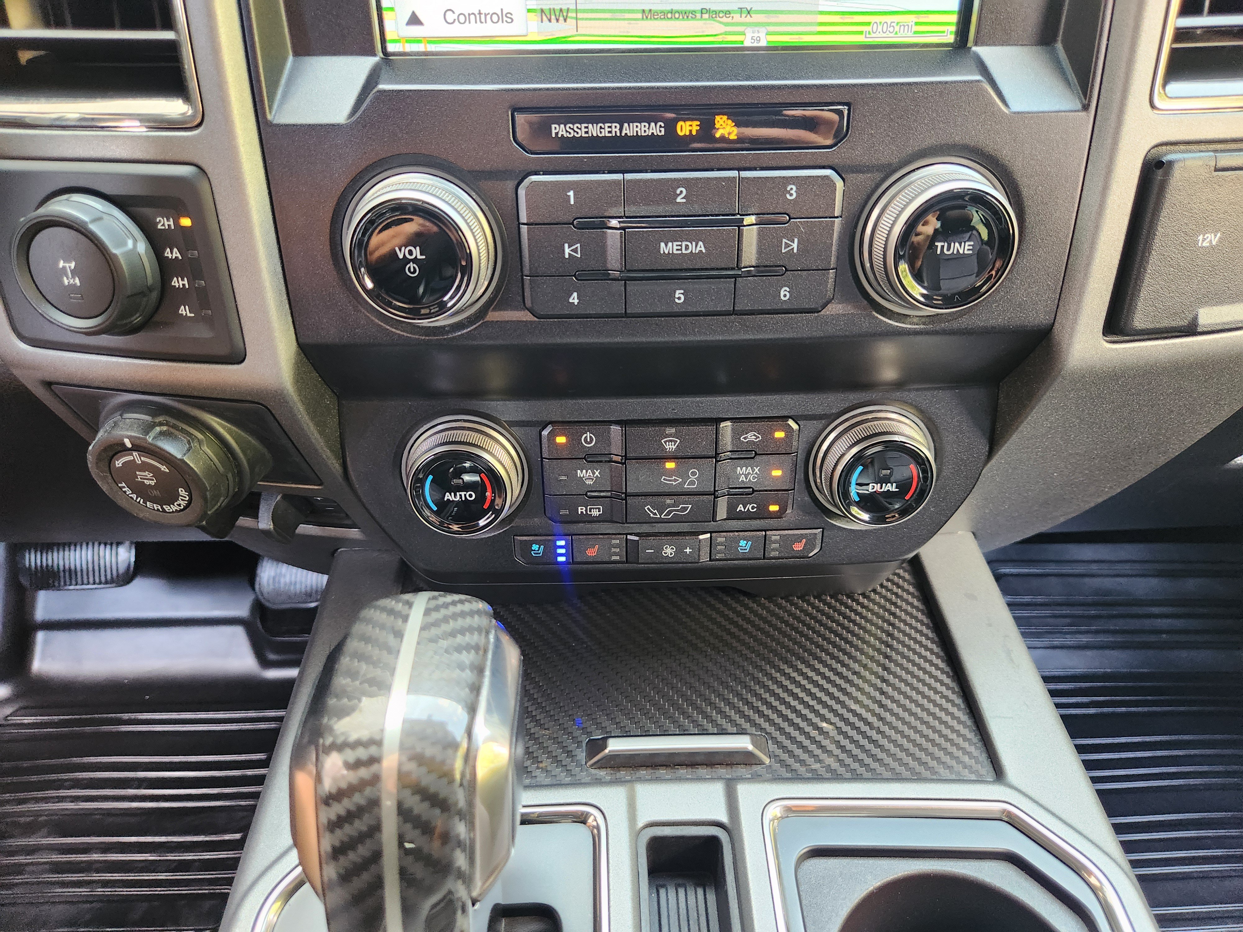 Used 2019 Ford F150 Raptor w/ Equipment Group 802A Luxury AWD/4WD image 13