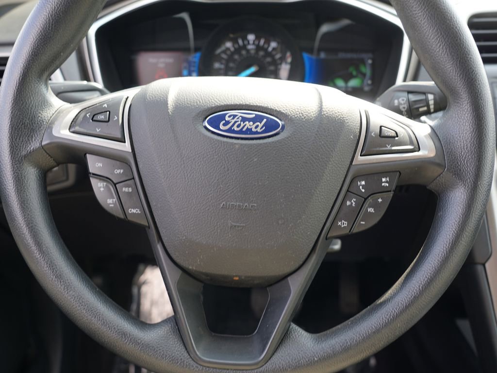 Used 2017 Ford Fusion S FWD image 23