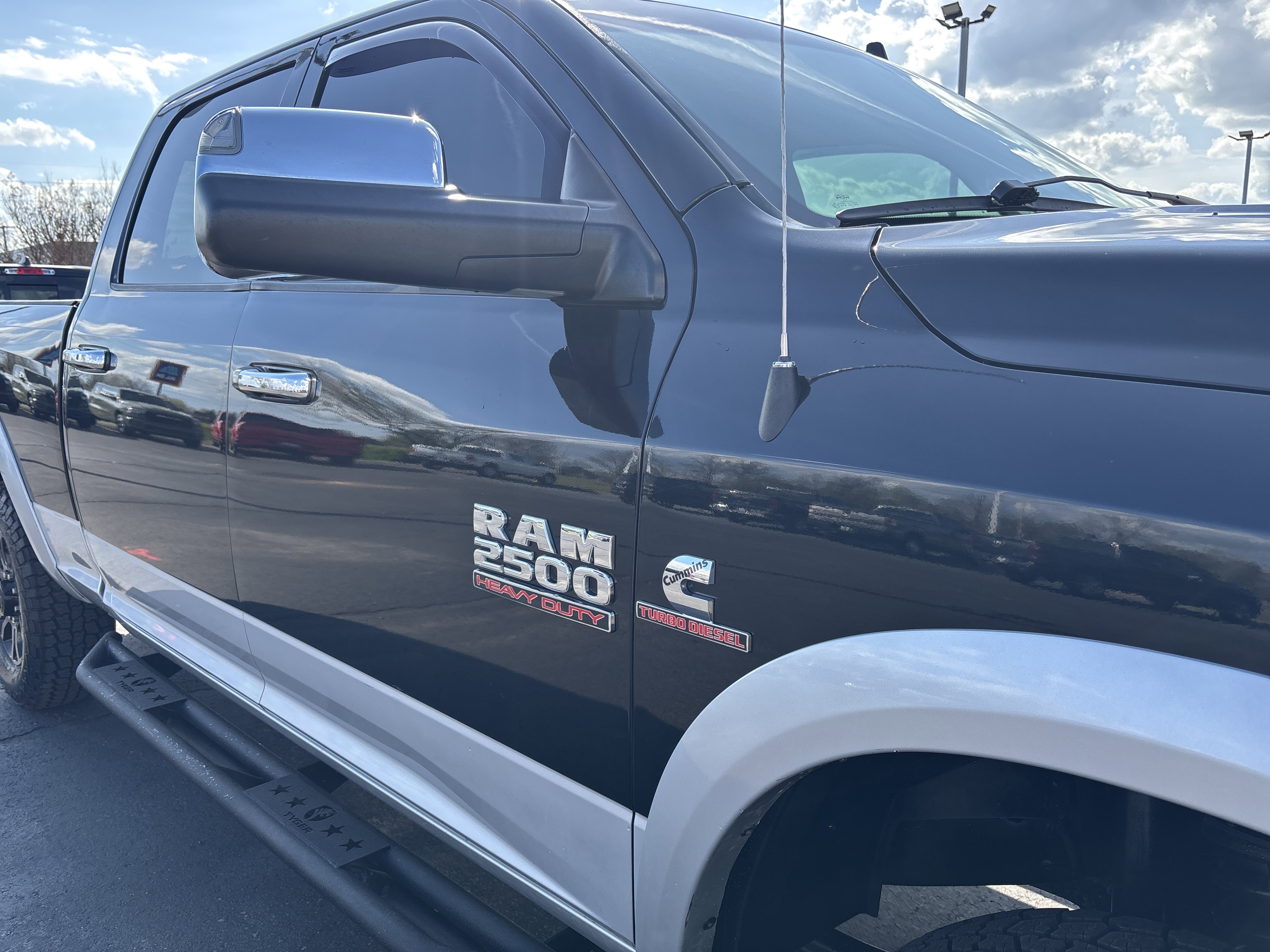 Used 2015 RAM 2500 Laramie image 4