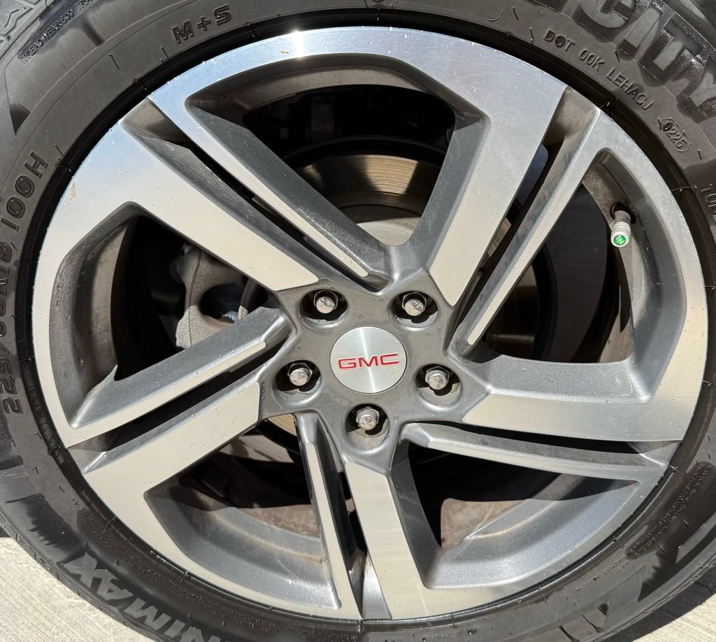 Used 2020 GMC Terrain SLT w/ Preferred Package AWD/4WD image 10