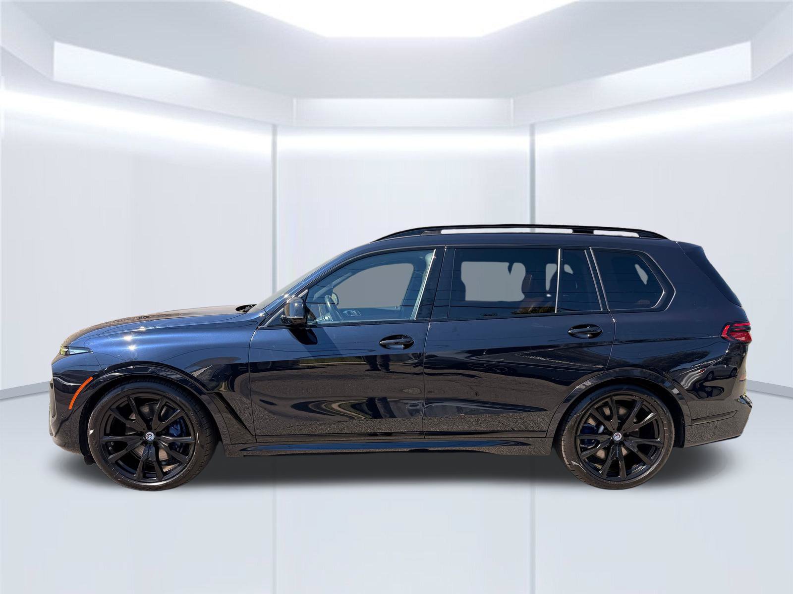 Used 2023 BMW X7 M60i w/ Executive Package AWD/4WD image 11