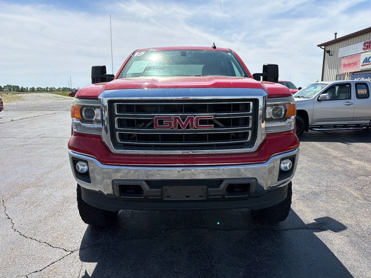 Used 2015 GMC Sierra 1500 SLT w/ SLT Crew Cab Value Package AWD/4WD image 3