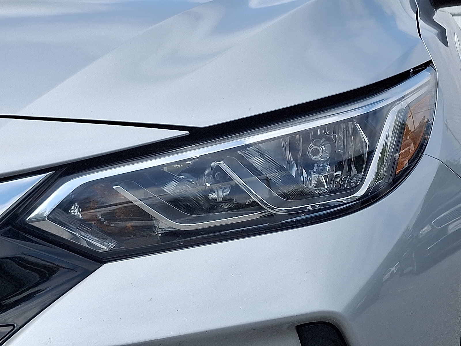 Used 2023 Nissan Sentra SV image 9