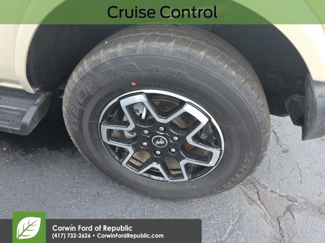 Used 2025 Ford Bronco Outer Banks image 5