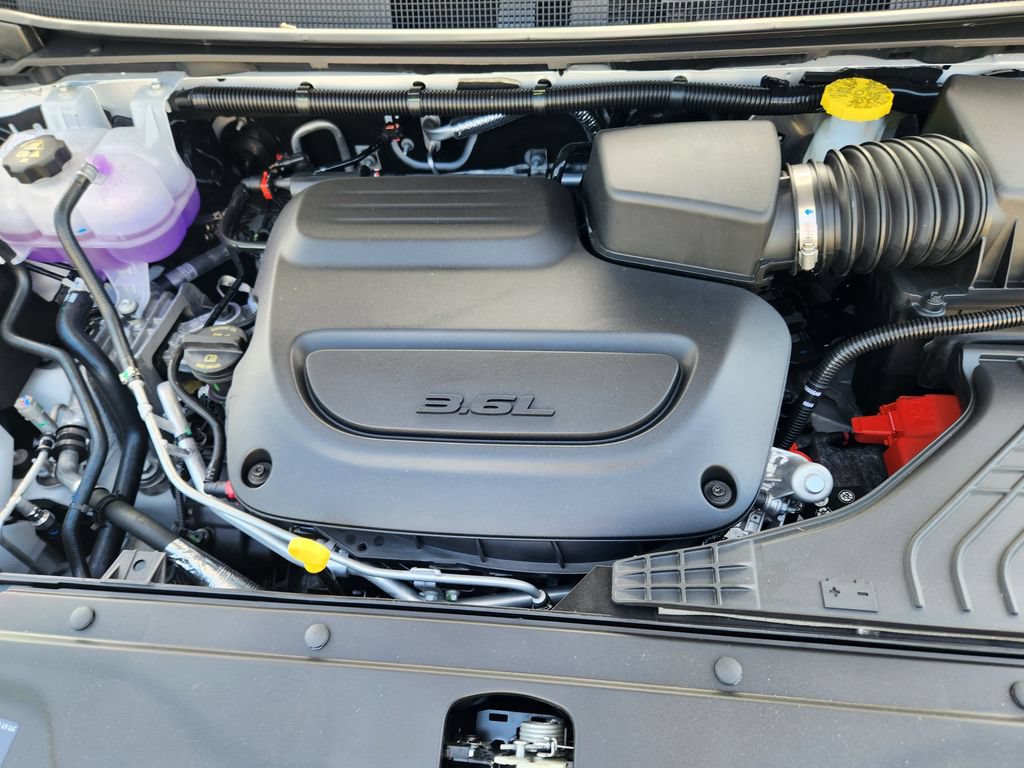 New 2026 Chrysler Pacifica Limited AWD/4WD image 34