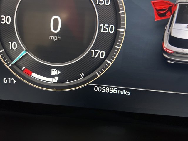 Used 2025 Jaguar F-PACE R-Dynamic S image 34