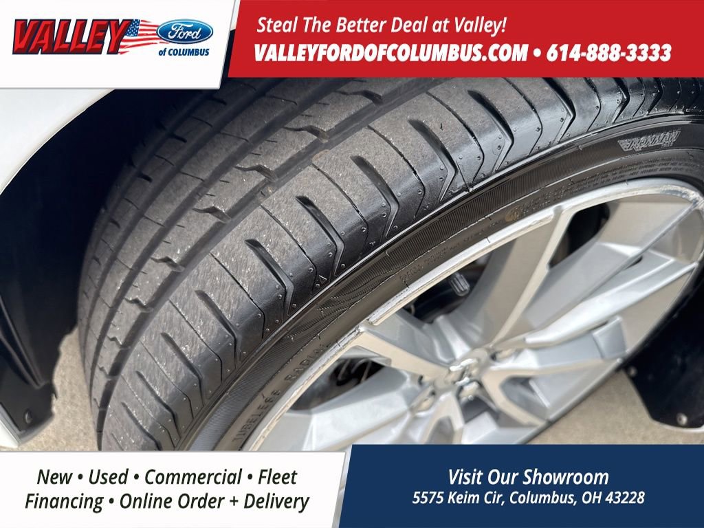 Used 2021 Volvo S60 T6 Momentum image 32