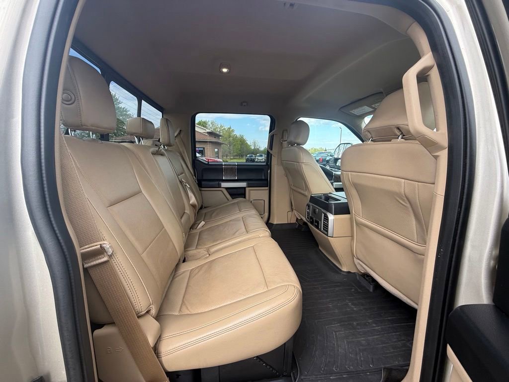 Used 2017 Ford F250 Lariat w/ Lariat Value Package AWD/4WD image 15