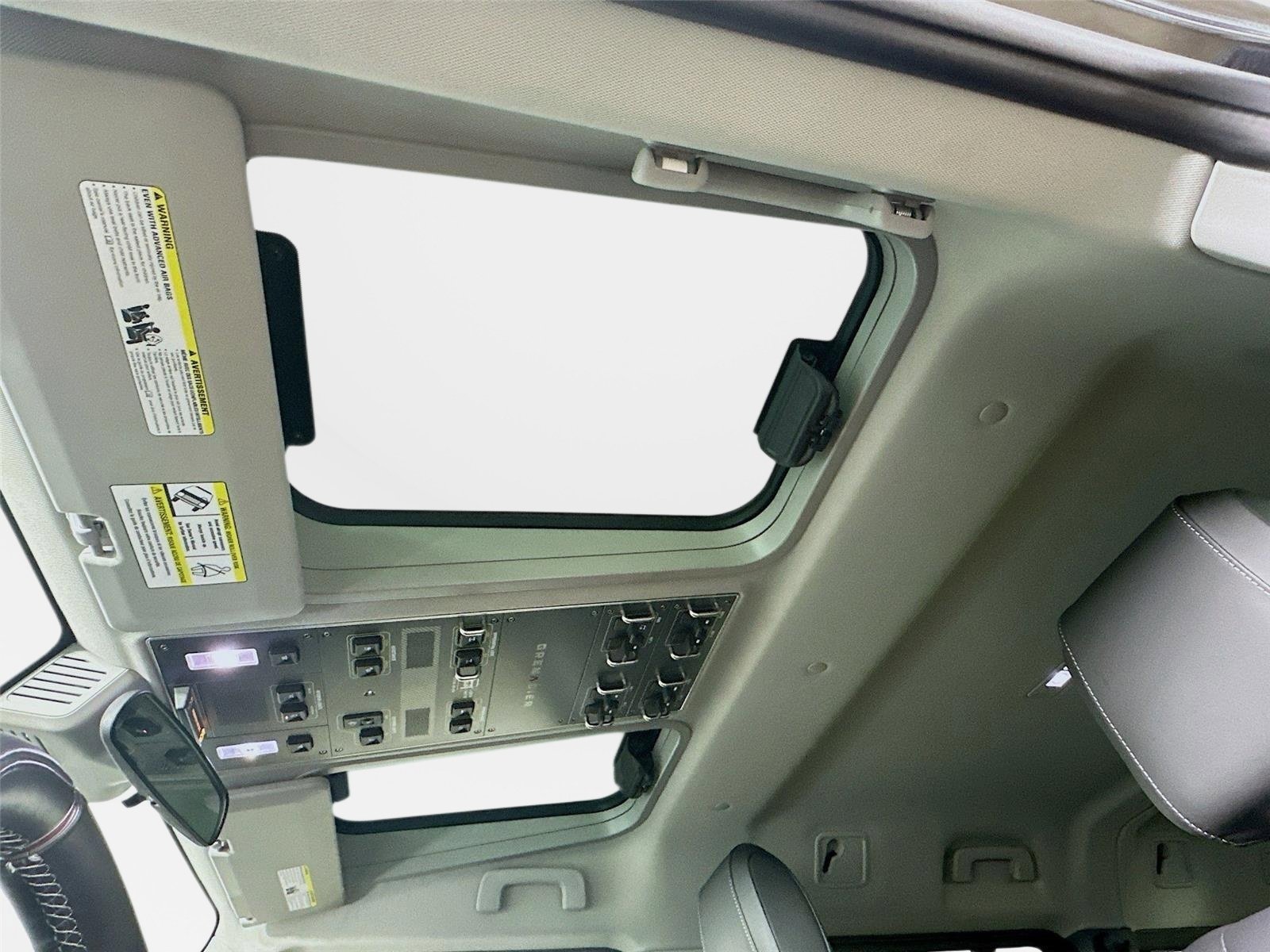 Used 2024 INEOS Grenadier Fieldmaster Edition image 31