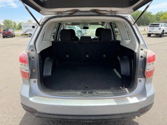 Used 2016 Subaru Forester 2.5i Premium w/ All-Weather Package AWD/4WD image 7