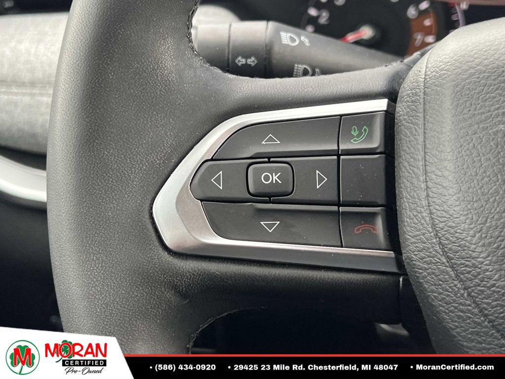 Used 2023 Jeep Compass Latitude AWD/4WD image 23
