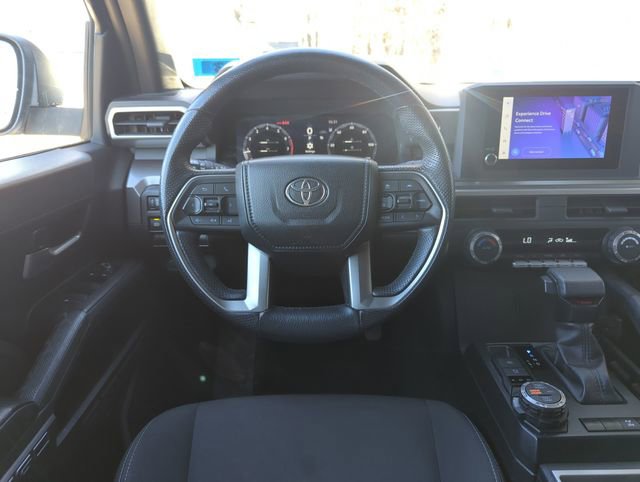Used 2024 Toyota Tacoma TRD Off-Road image 15
