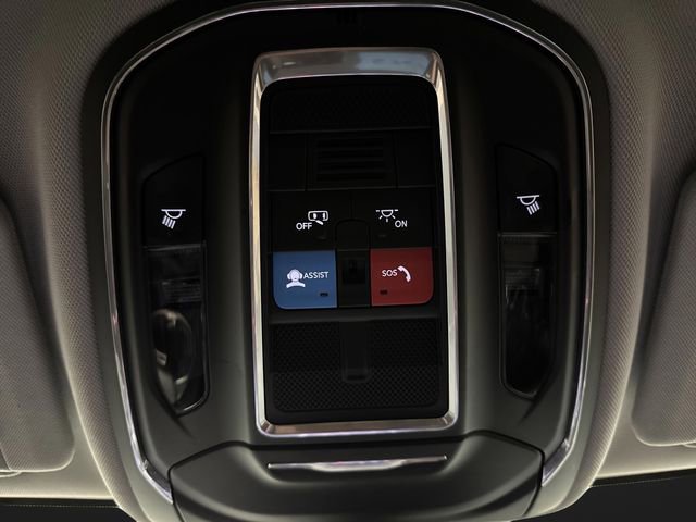 Used 2023 Jeep Grand Cherokee L Laredo image 23