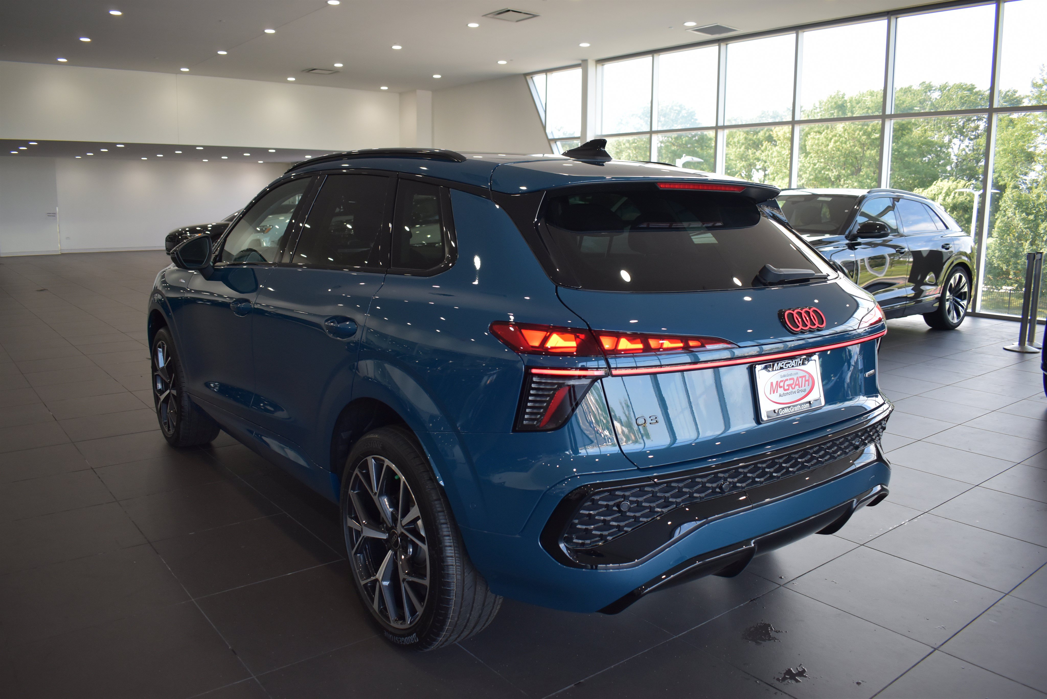 New 2026 Audi Q3 quattro 2.0T AWD/4WD image 5