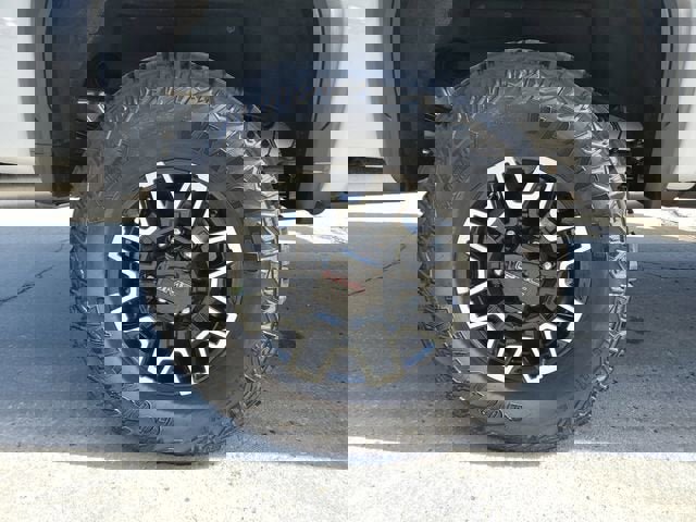 New 2026 GMC Sierra 2500 AT4X image 6