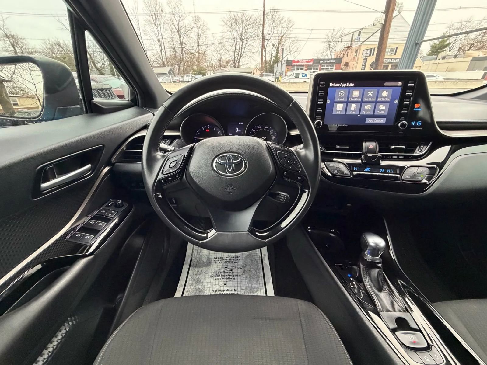 Used 2019 Toyota C-HR XLE image 30