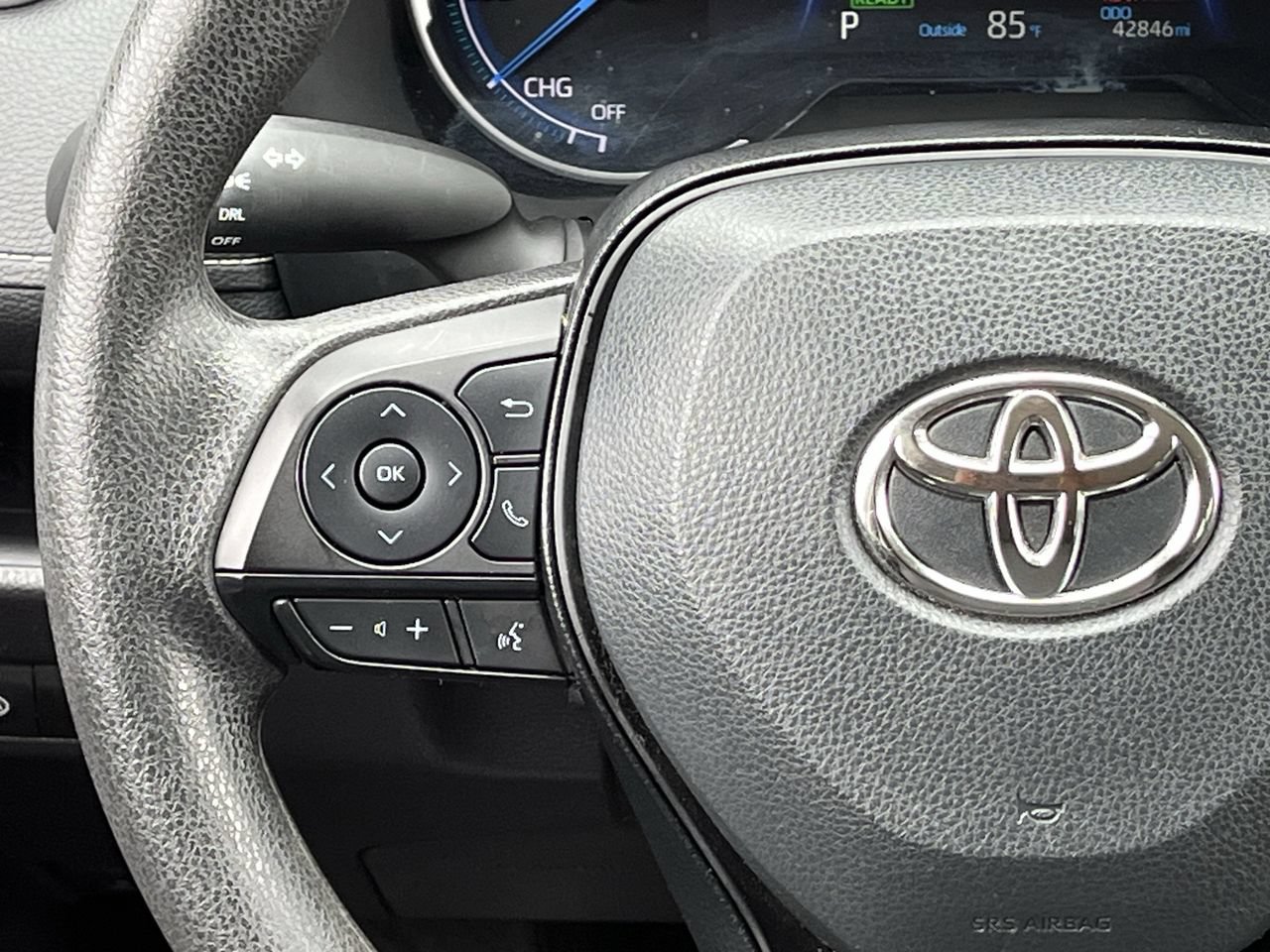 Used 2025 Toyota RAV4 LE AWD/4WD image 12