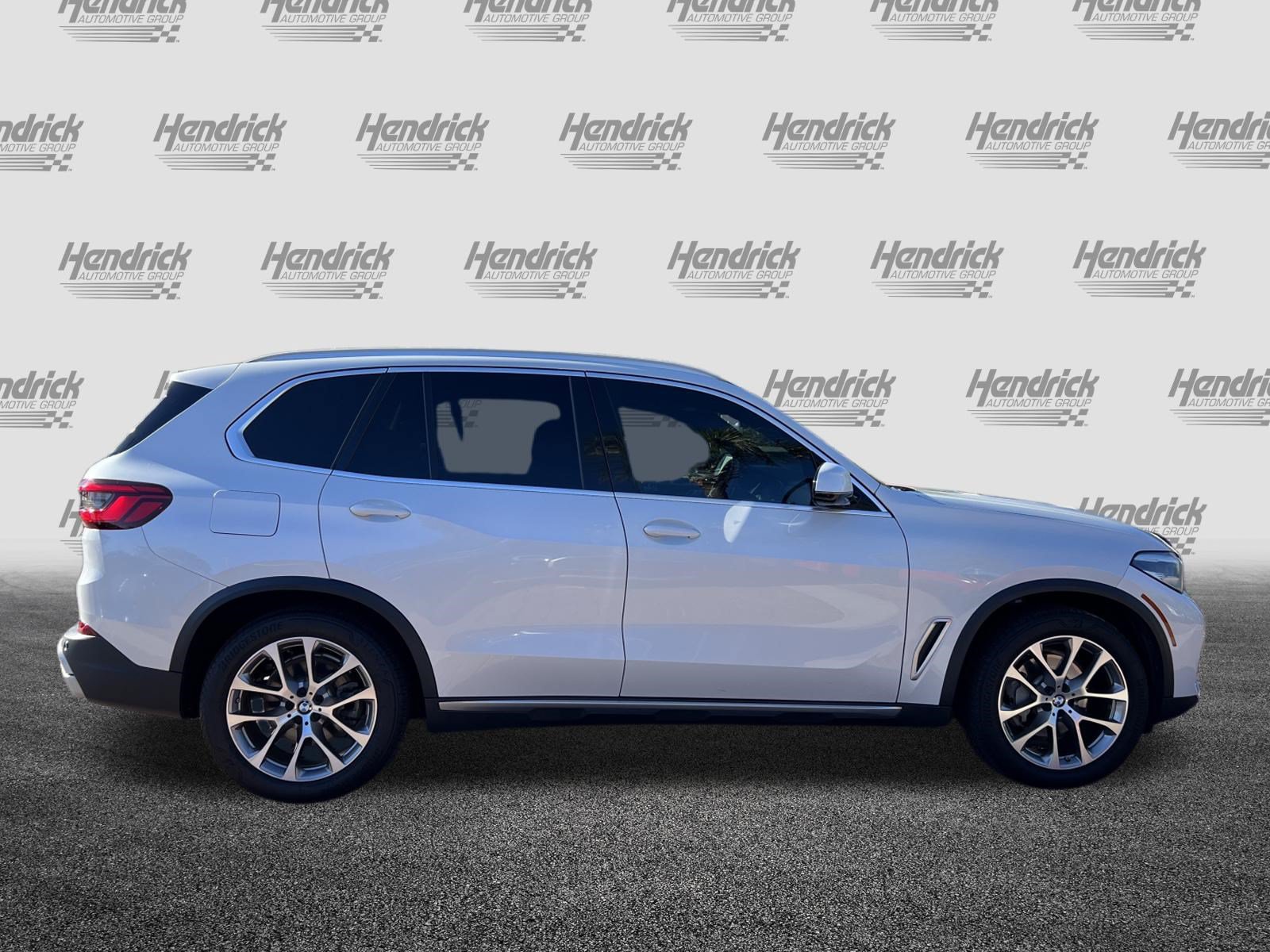 Used 2019 BMW X5 xDrive40i w/ Premium Package 2 AWD/4WD image 11
