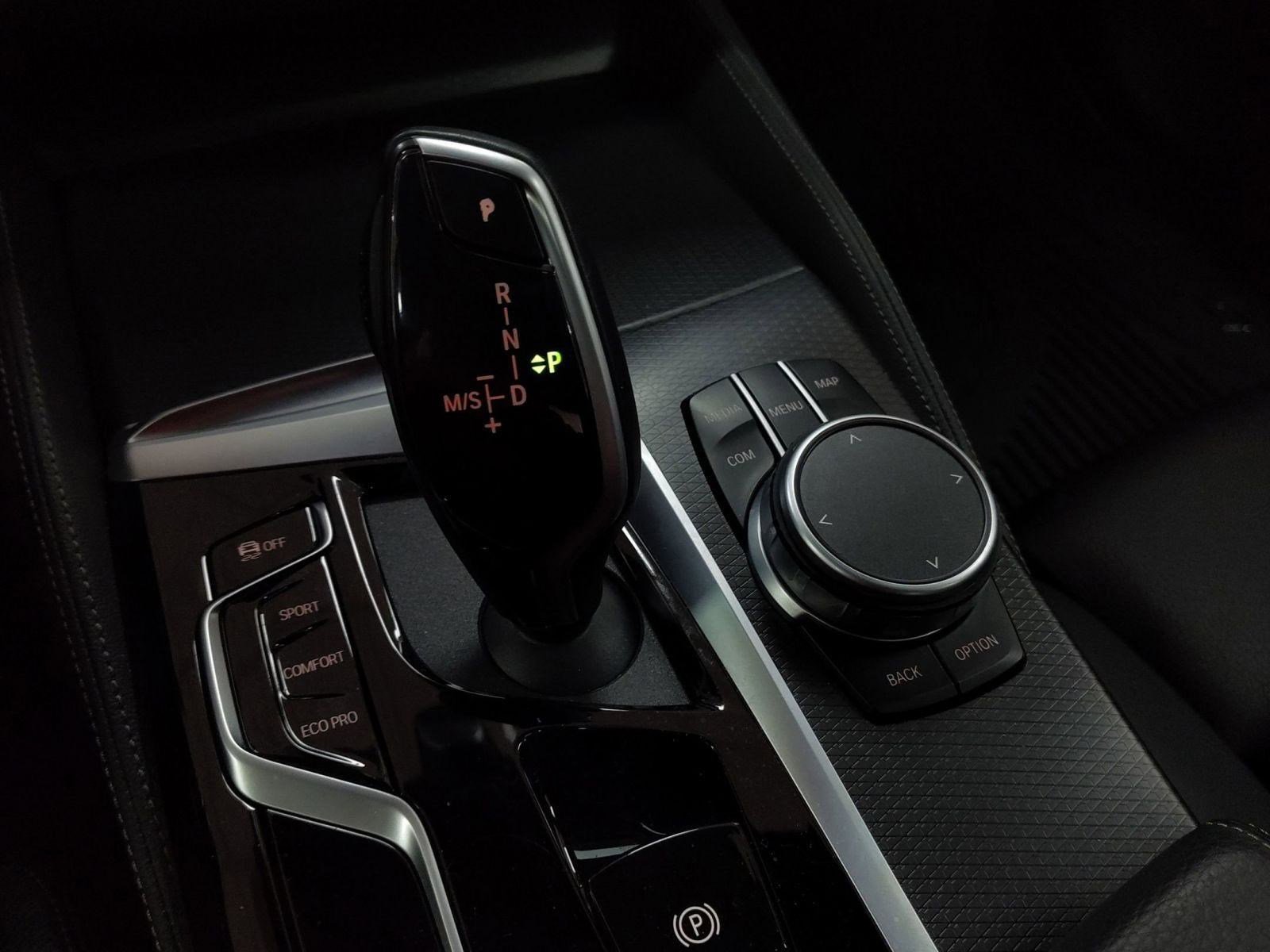 Used 2022 BMW 540i xDrive w/ M Sport Package image 15