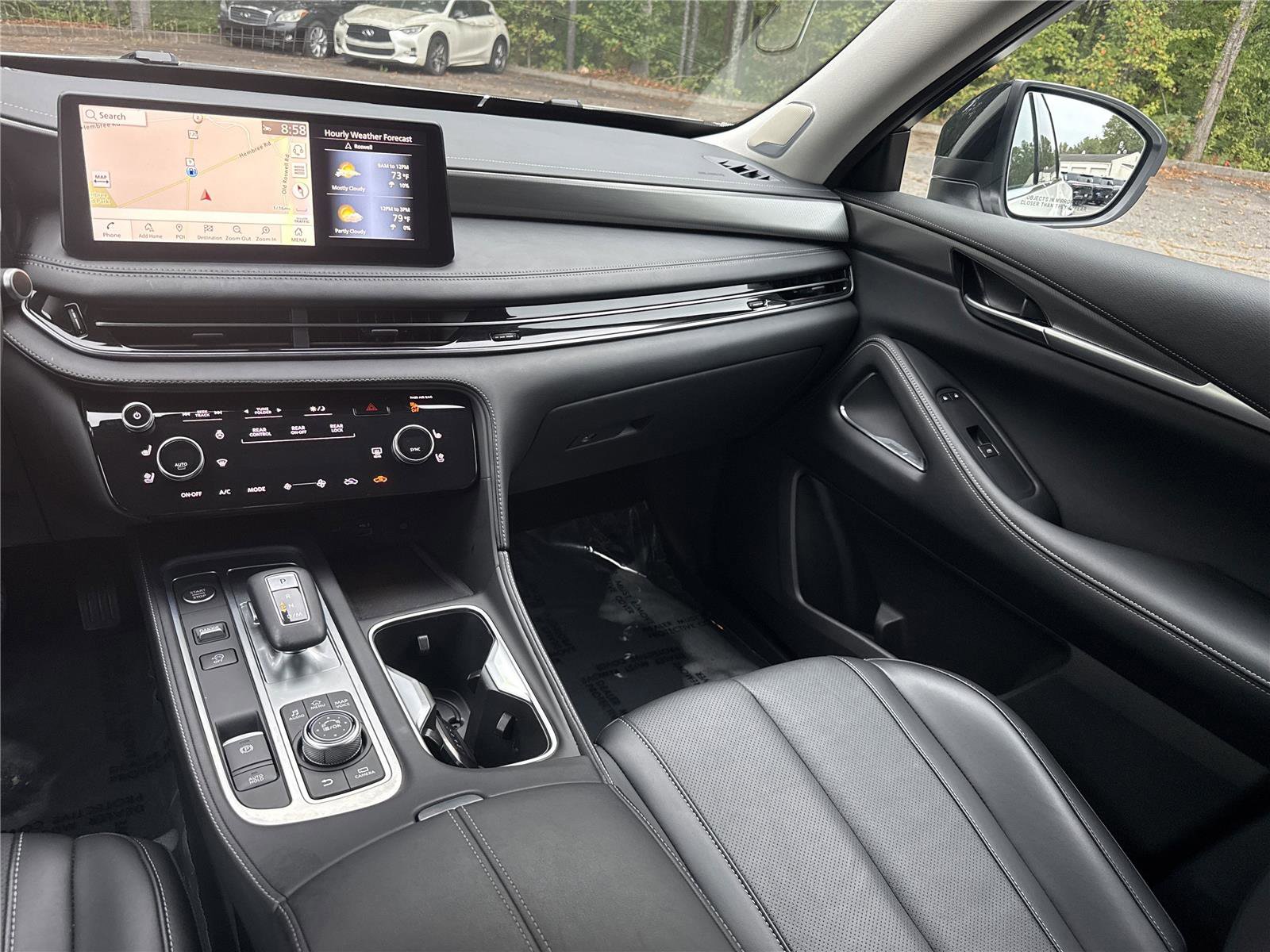 Certified 2025 INFINITI QX60 Luxe w/ Vision Package image 17