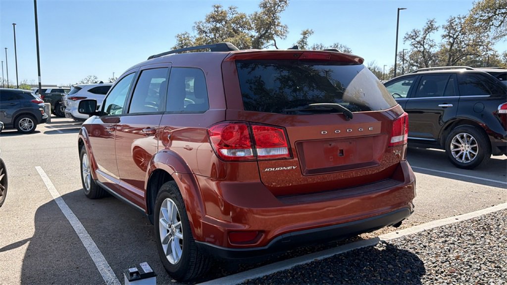 Used 2014 Dodge Journey SXT w/ Flexible Seating Group image 10