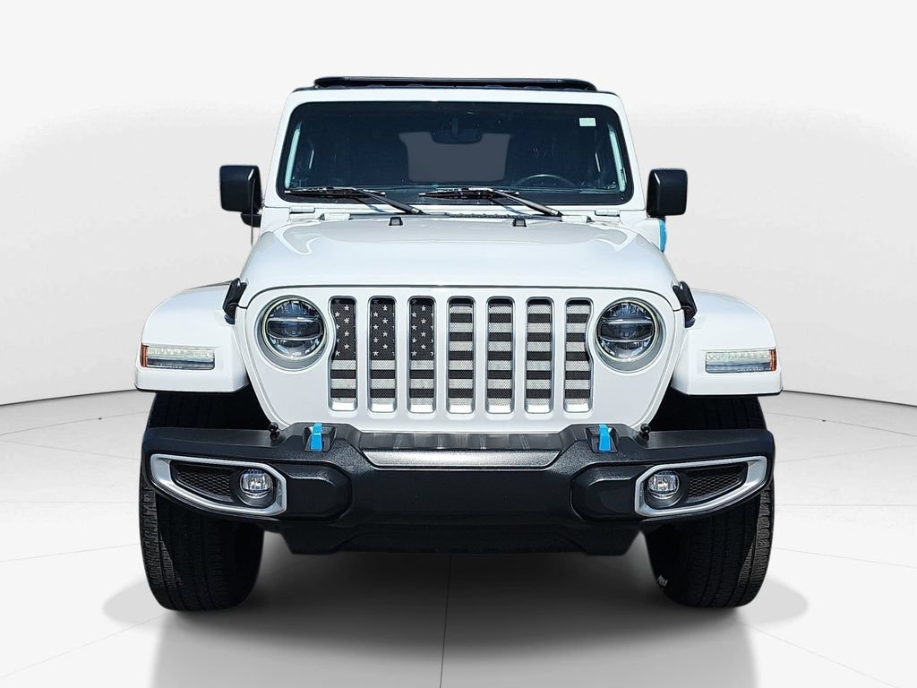 Used 2022 Jeep Wrangler Unlimited Sahara w/ Cold Weather Group AWD/4WD image 12