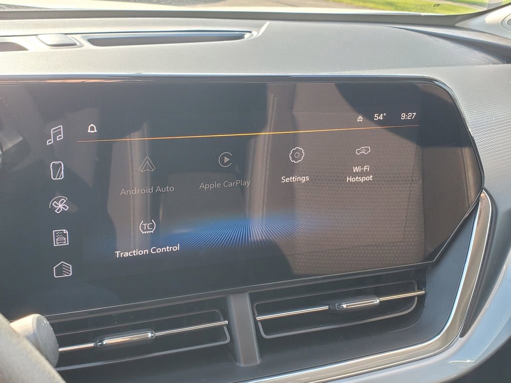 Used 2024 Chevrolet Trax LT FWD image 17