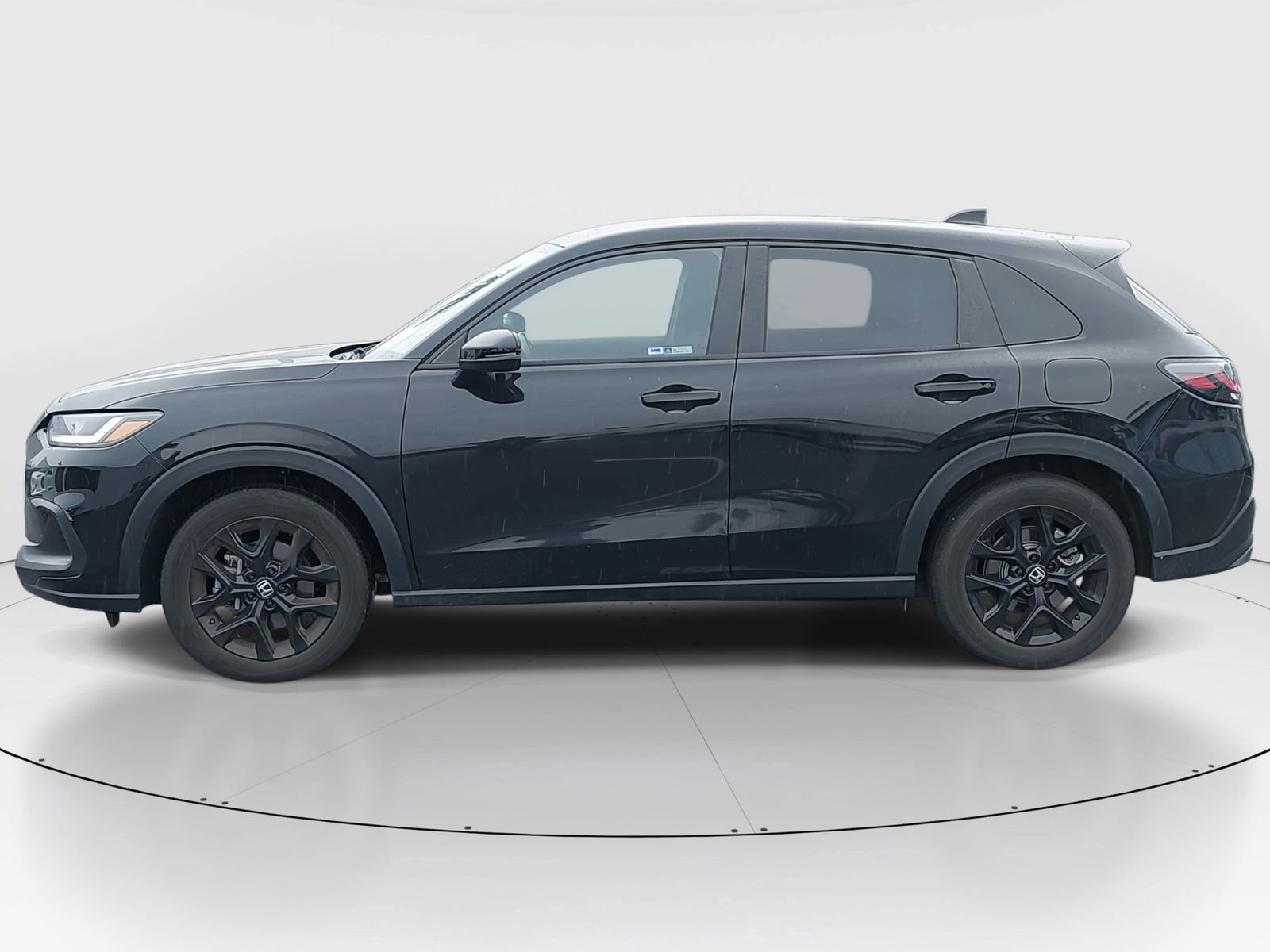 Used 2023 Honda HR-V Sport image 4