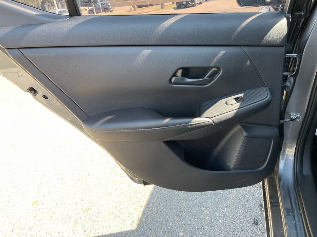 Used 2024 Nissan Sentra SV image 19