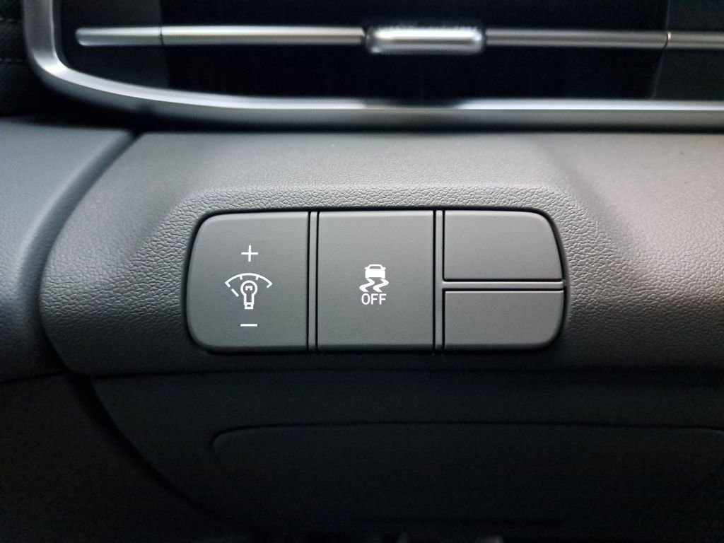 New 2026 Hyundai Elantra SEL Sport Premium FWD image 25