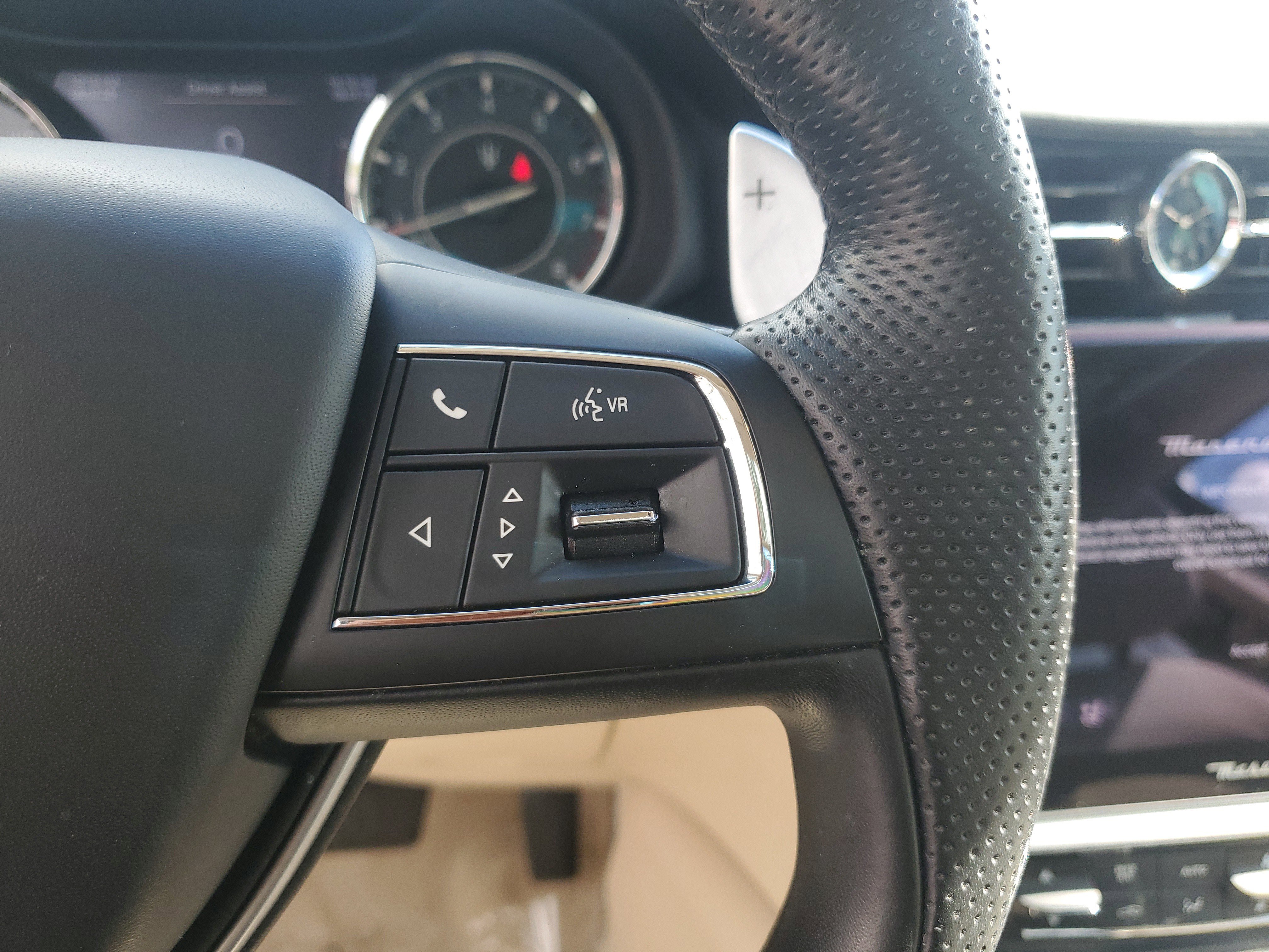 Used 2022 Maserati Quattroporte Modena image 18