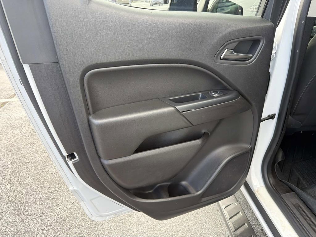 Used 2018 Chevrolet Colorado LT RWD image 14