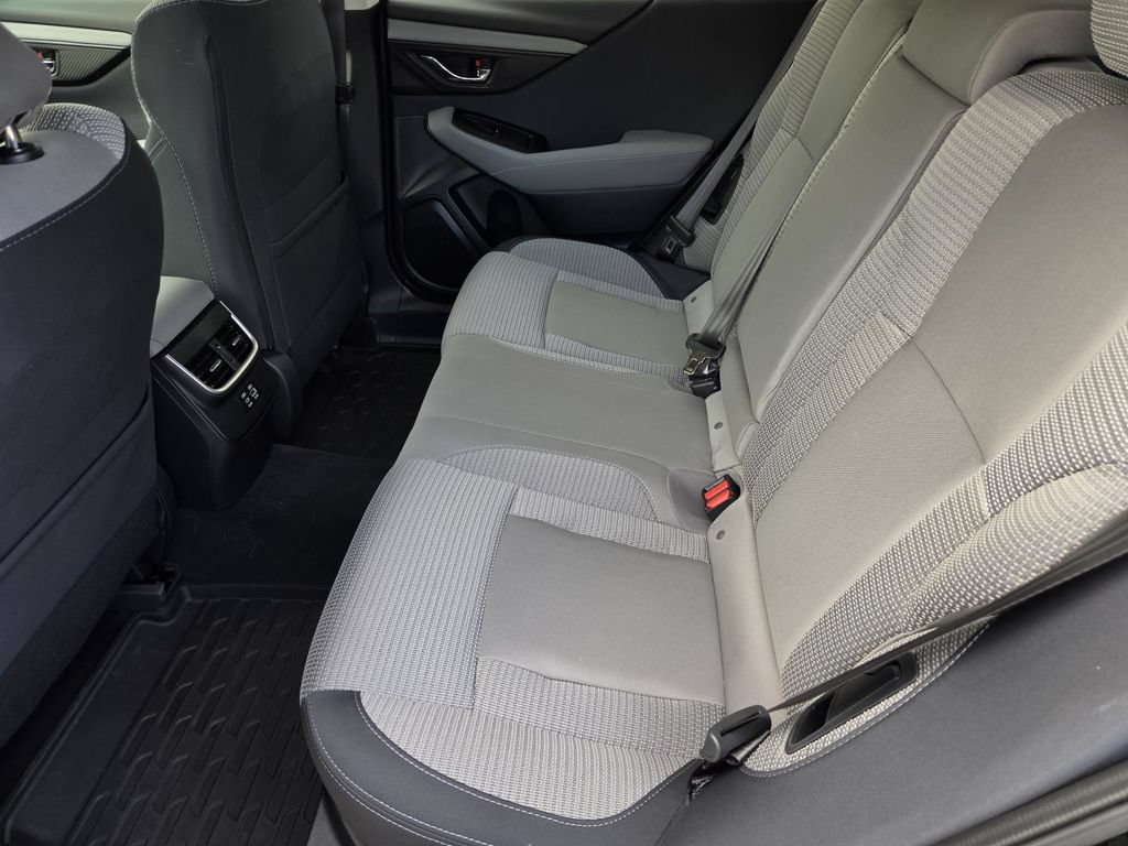 Used 2025 Subaru Outback Premium AWD/4WD image 13