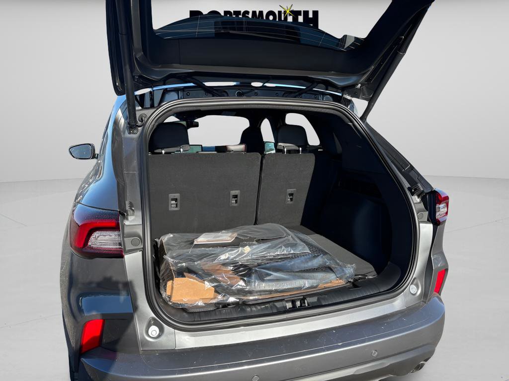 New 2026 Ford Escape ST-Line Elite w/ Premium Technology Package AWD/4WD image 14