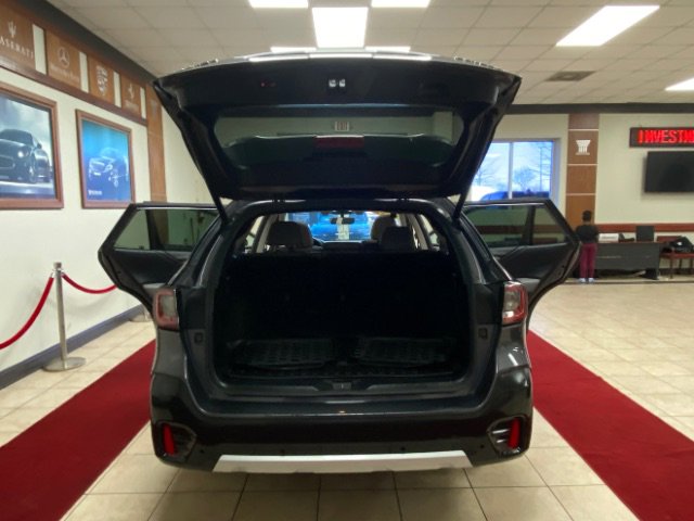 Used 2022 Subaru Outback Limited image 13