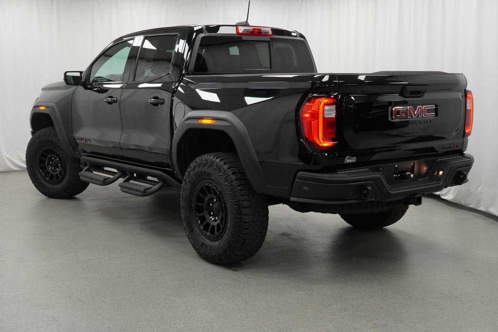 Used 2024 GMC Canyon AT4X w/ AT4X AEV Edition AWD/4WD image 5