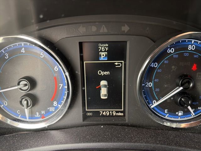 Used 2017 Toyota Corolla SE FWD image 10