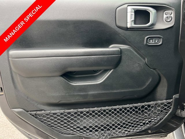 Certified 2021 Jeep Wrangler Sport AWD/4WD image 16