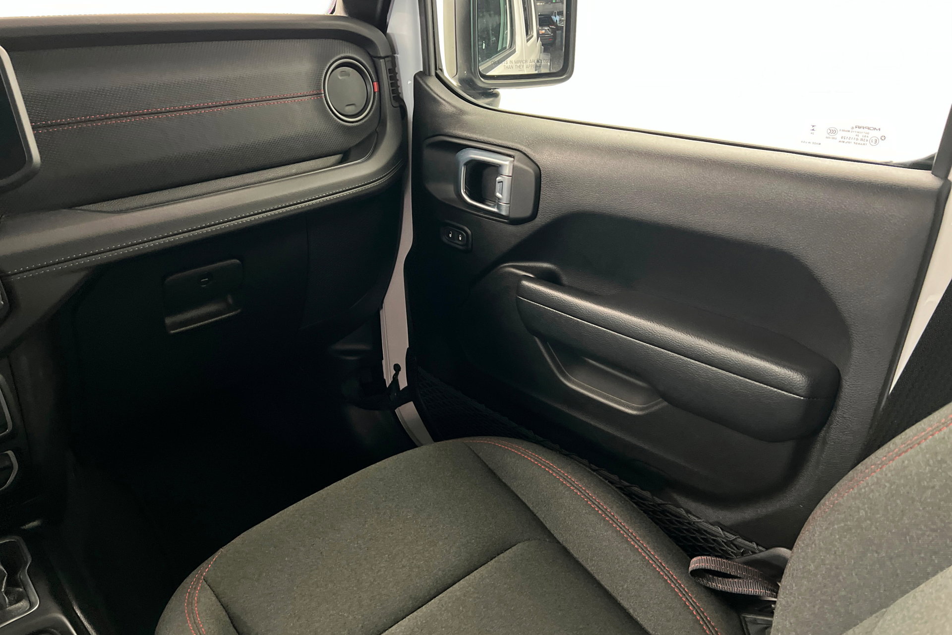 Used 2025 Jeep Wrangler Unlimited Rubicon image 10