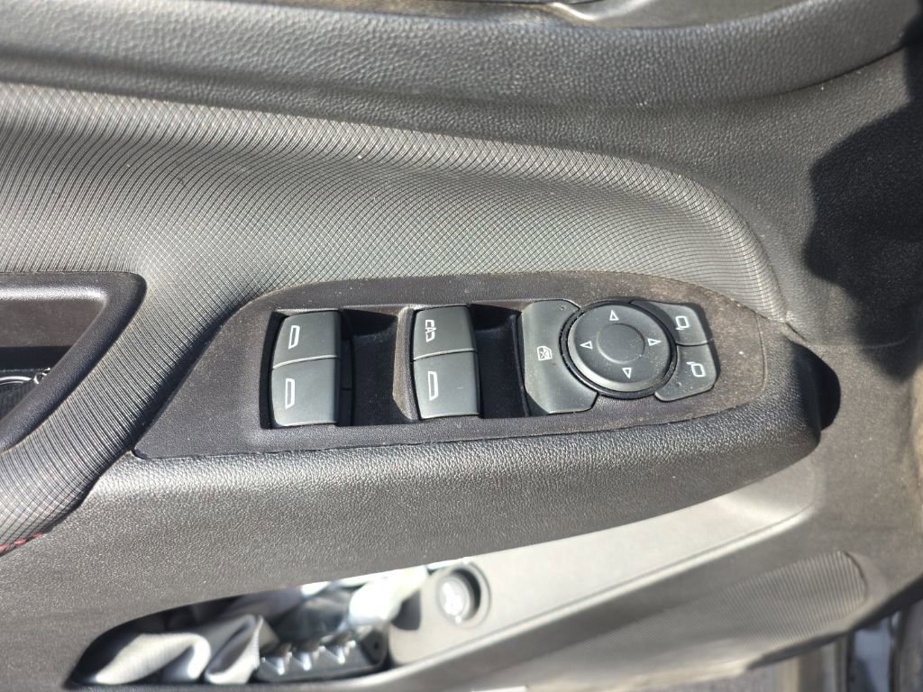 Certified 2022 Chevrolet Equinox RS w/ RS Leather Package image 10