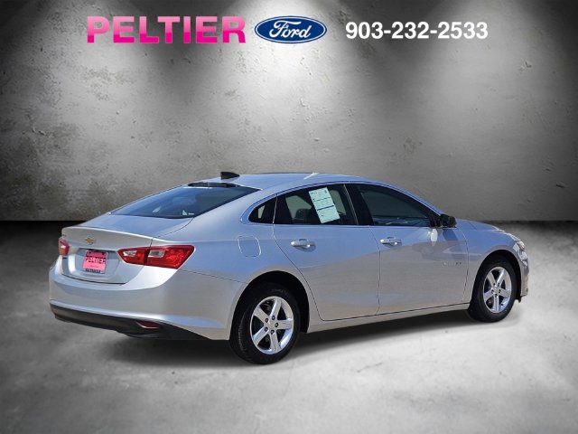 Used 2021 Chevrolet Malibu LS w/ LPO, Convenience Package 1 FWD image 4